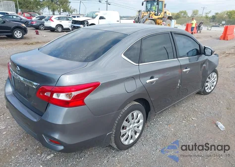 2017 Nissan Sentra S z USA, uszkodzony, nr VIN 3N1AB7AP1HY210291